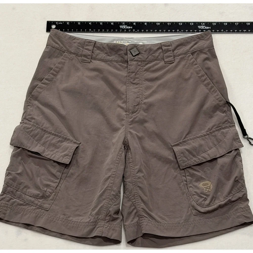 Mountain Hardwear Shorts Mens 30 Everyday Lightweight Khaki Hiking Cargo Shorts